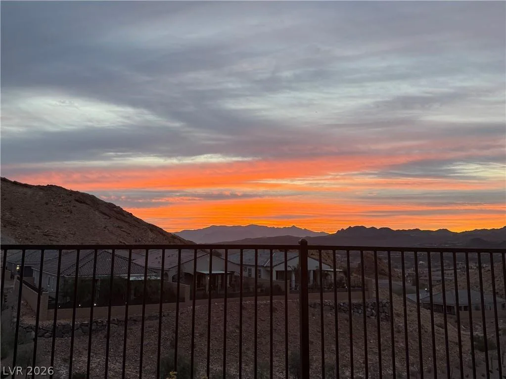 80 Tatahatso Point, Henderson, NV 89011