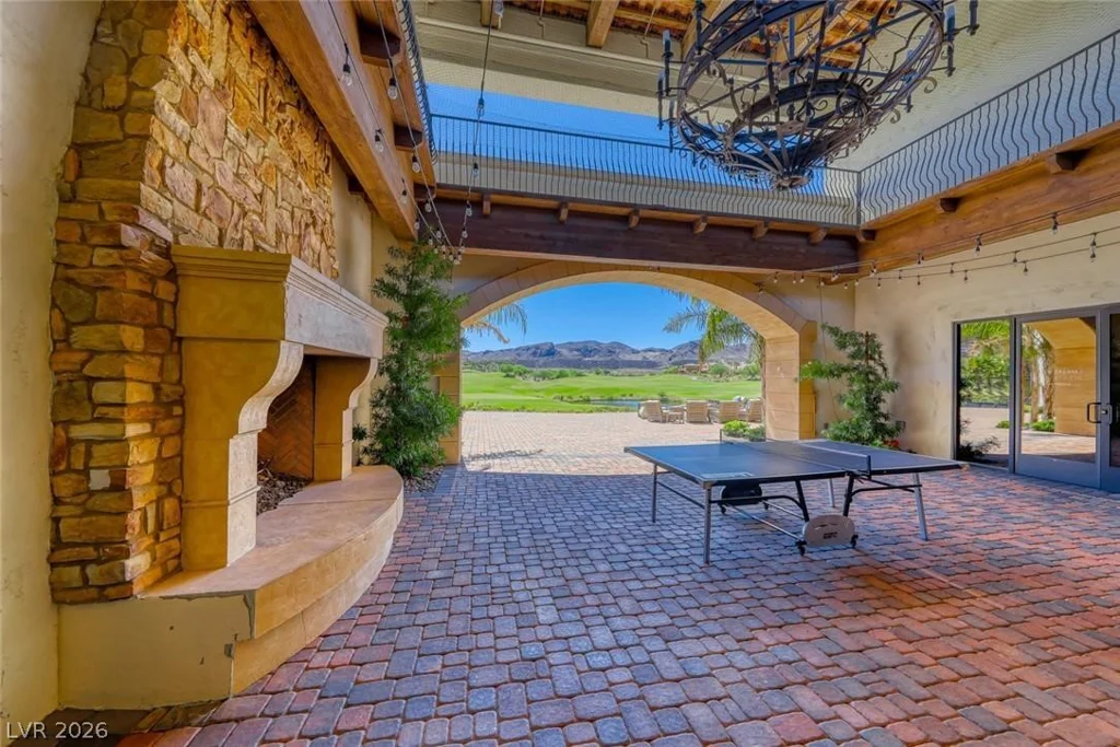80 Tatahatso Point, Henderson, NV 89011