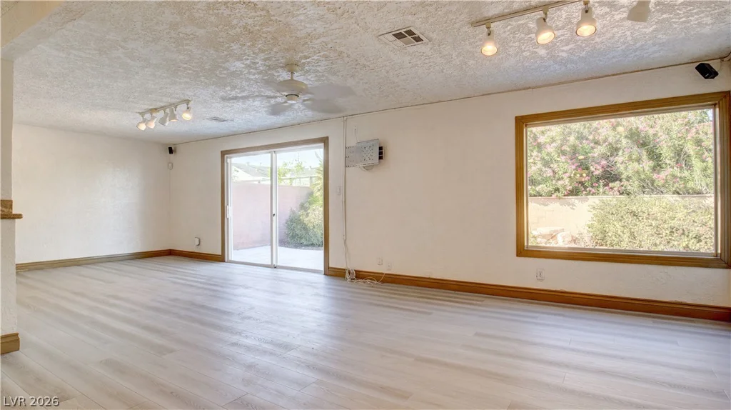 5416 Gipsy, Las Vegas, NV 89107