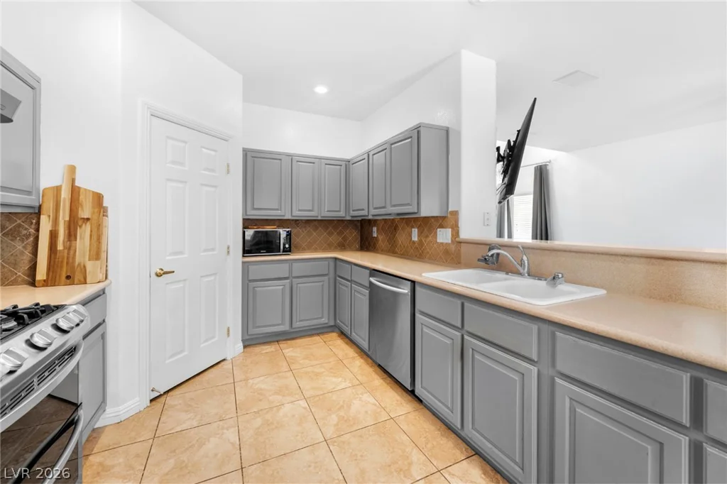 9341 Sea Captain, Las Vegas, NV 89178