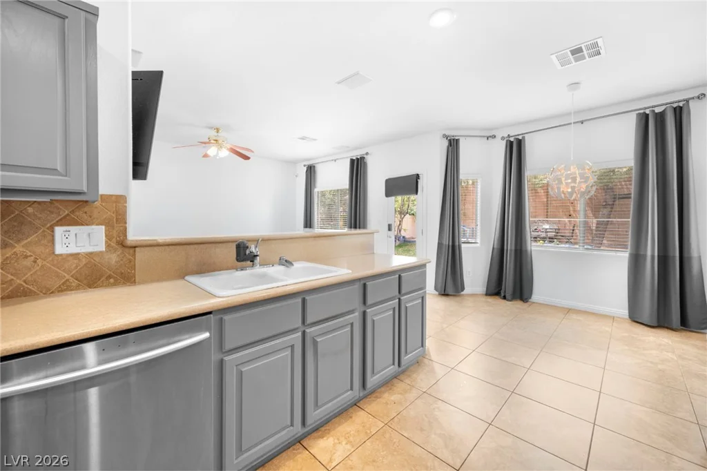 9341 Sea Captain, Las Vegas, NV 89178