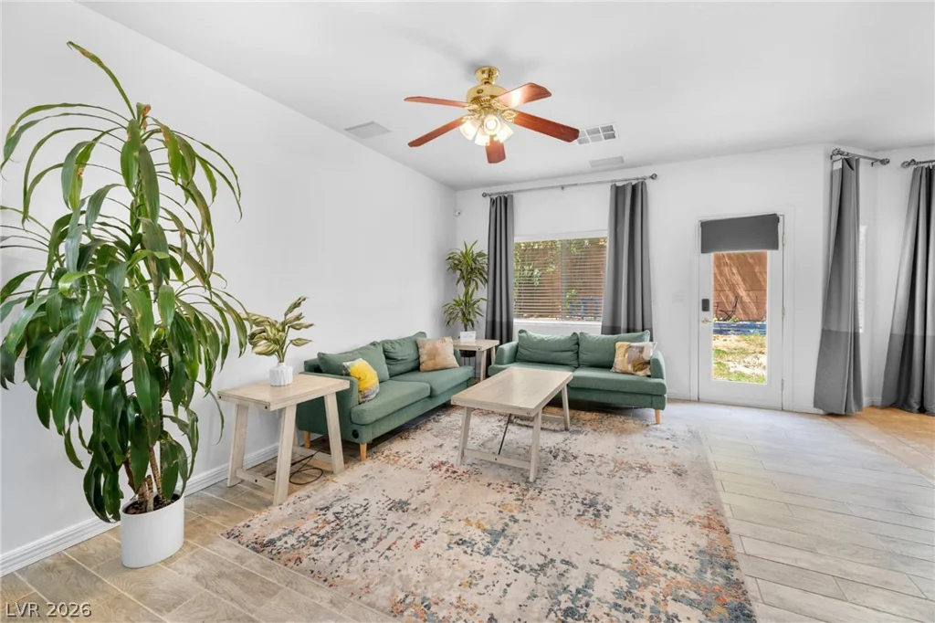 9341 Sea Captain, Las Vegas, NV 89178