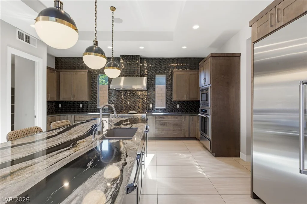 38 Moonfire, Las Vegas, NV 89135