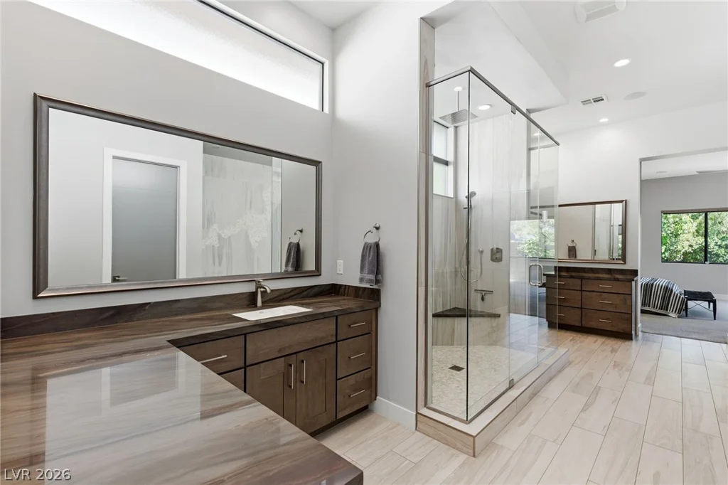 38 Moonfire, Las Vegas, NV 89135