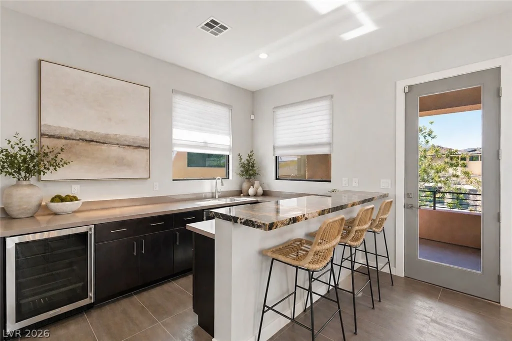 38 Moonfire, Las Vegas, NV 89135