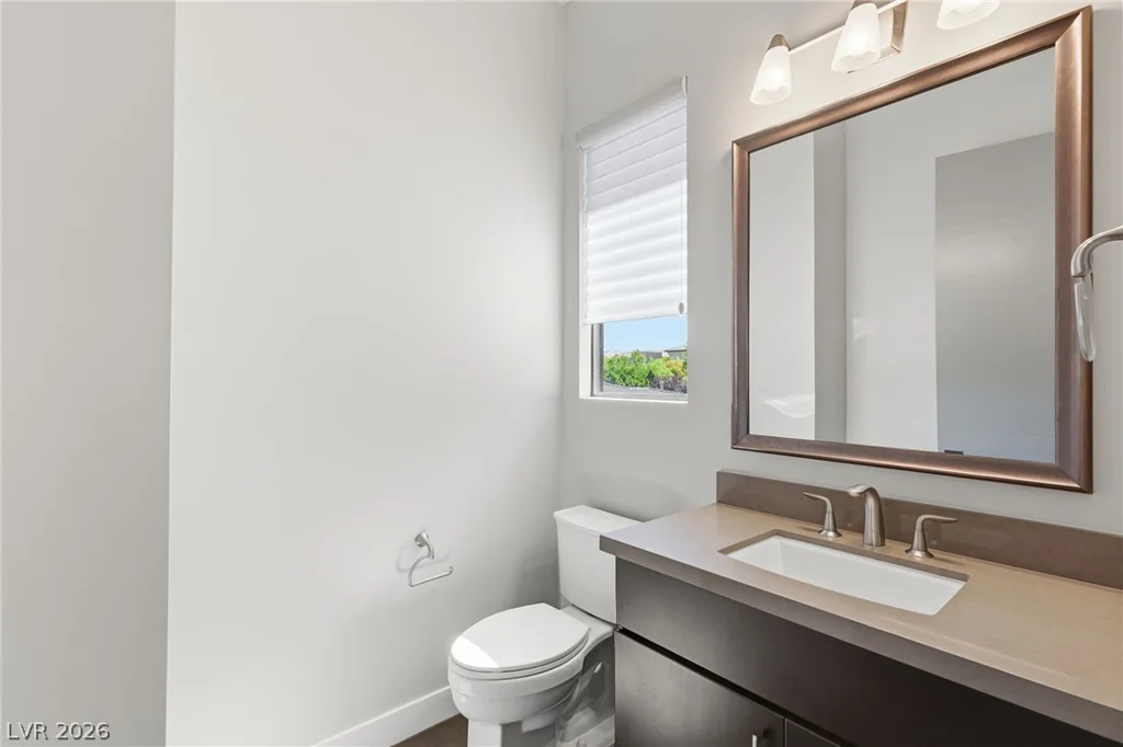 38 Moonfire, Las Vegas, NV 89135