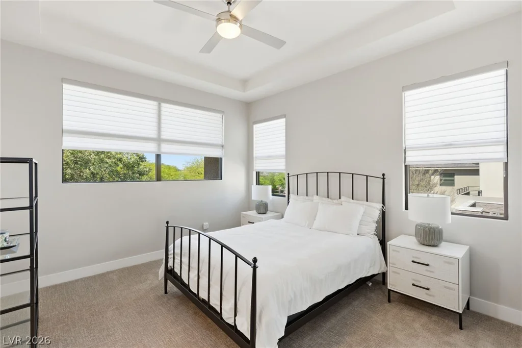 38 Moonfire, Las Vegas, NV 89135