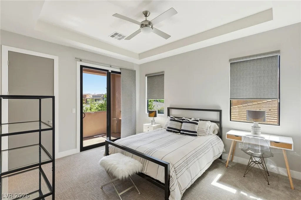 38 Moonfire, Las Vegas, NV 89135