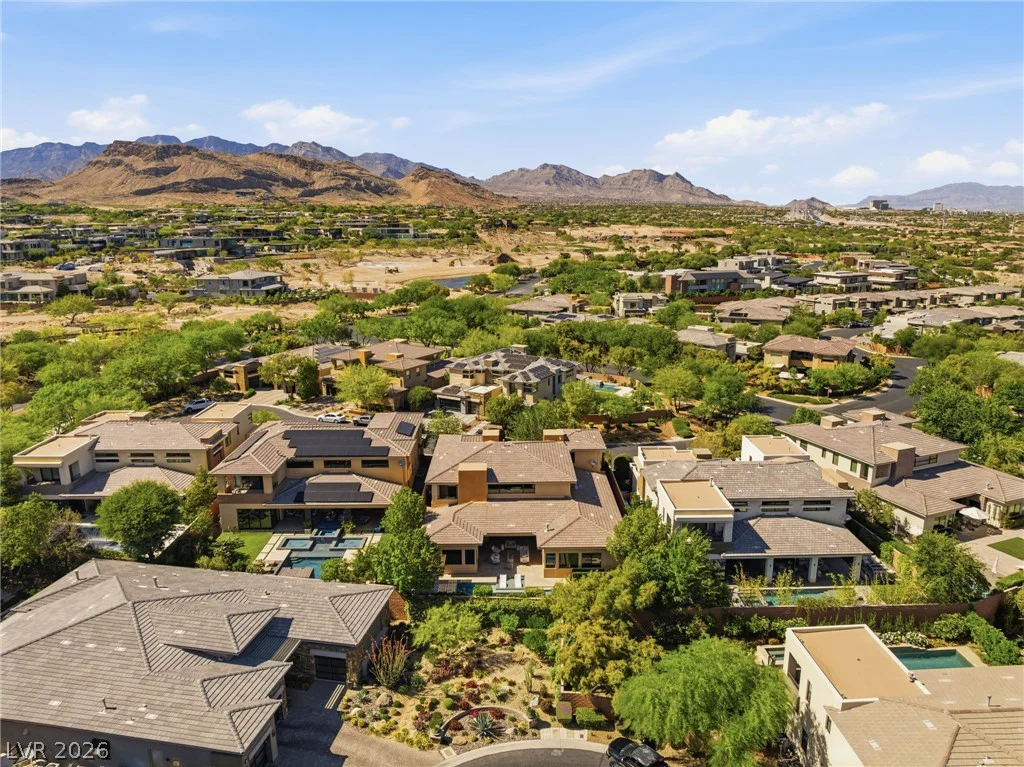 38 Moonfire, Las Vegas, NV 89135