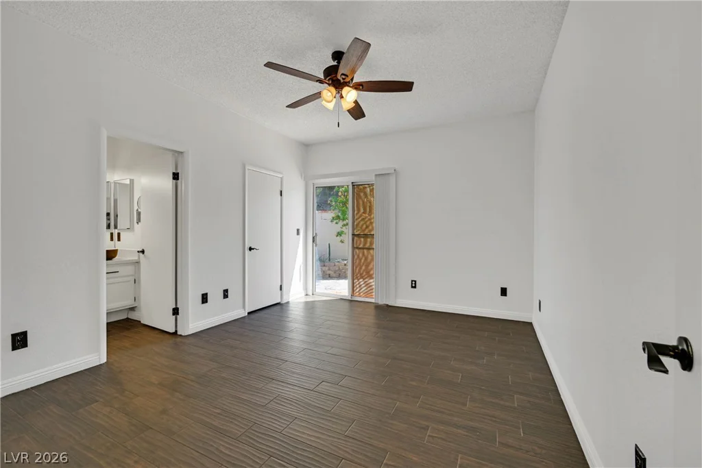 405 Cross, Henderson, NV 89015