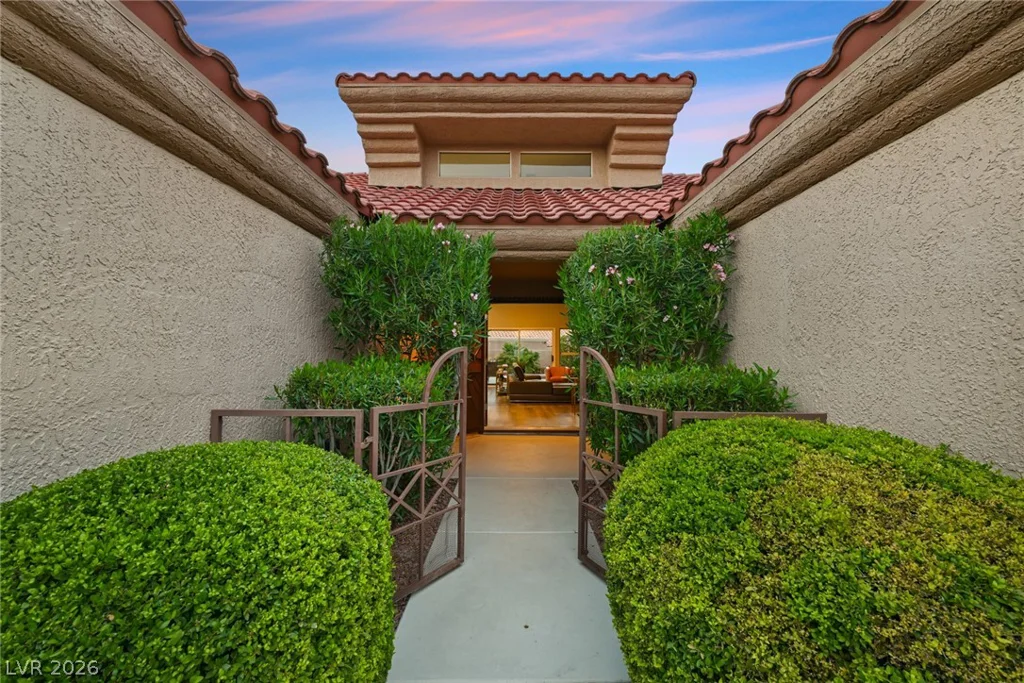 9028 Grayling, Las Vegas, NV 89134