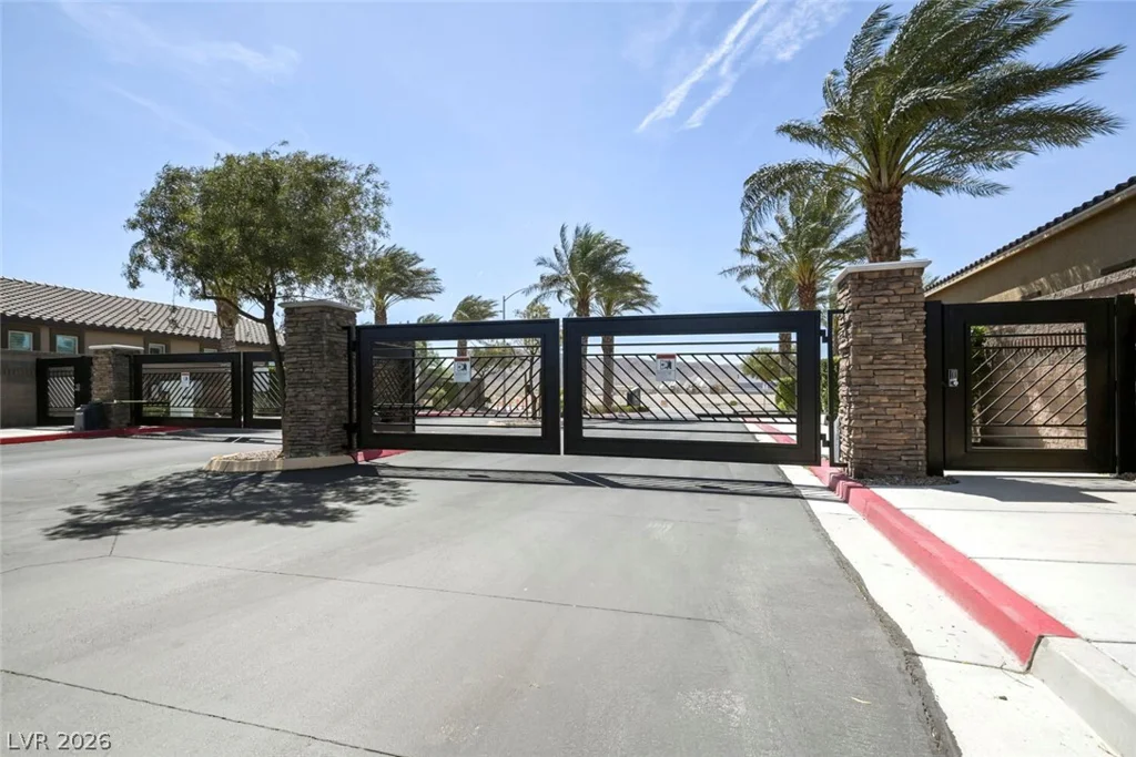 1843 Kinglake, Henderson, NV 89044