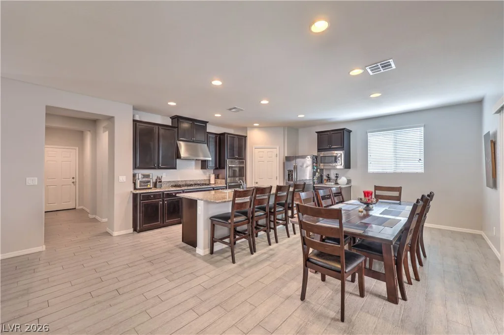 6709 Bristle Falls, Las Vegas, NV 89149