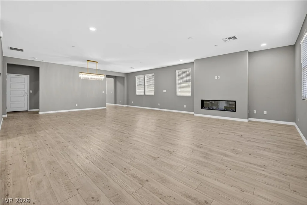 3762 Pordenone, Henderson, NV 89044