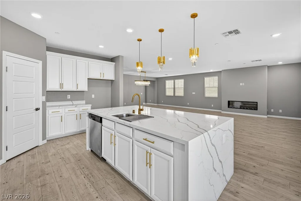 3762 Pordenone, Henderson, NV 89044