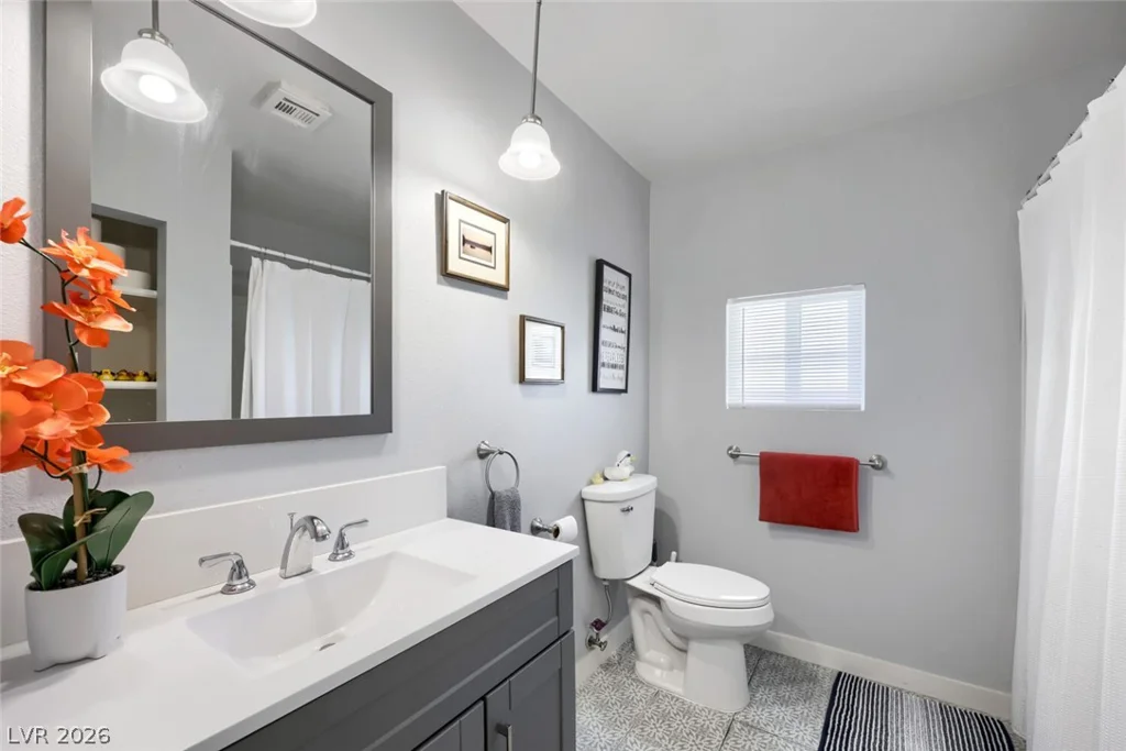 1692 Seneca, Las Vegas, NV 89169