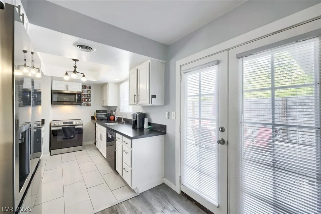 1692 Seneca, Las Vegas, NV 89169
