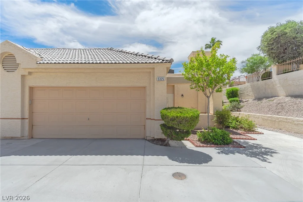 5325 Swallowtail, Las Vegas, NV 89107