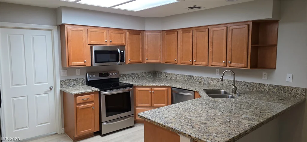 5325 Swallowtail, Las Vegas, NV 89107