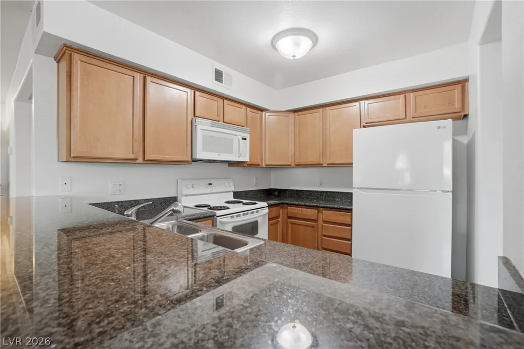 3145 Flamingo, Las Vegas, NV 89121