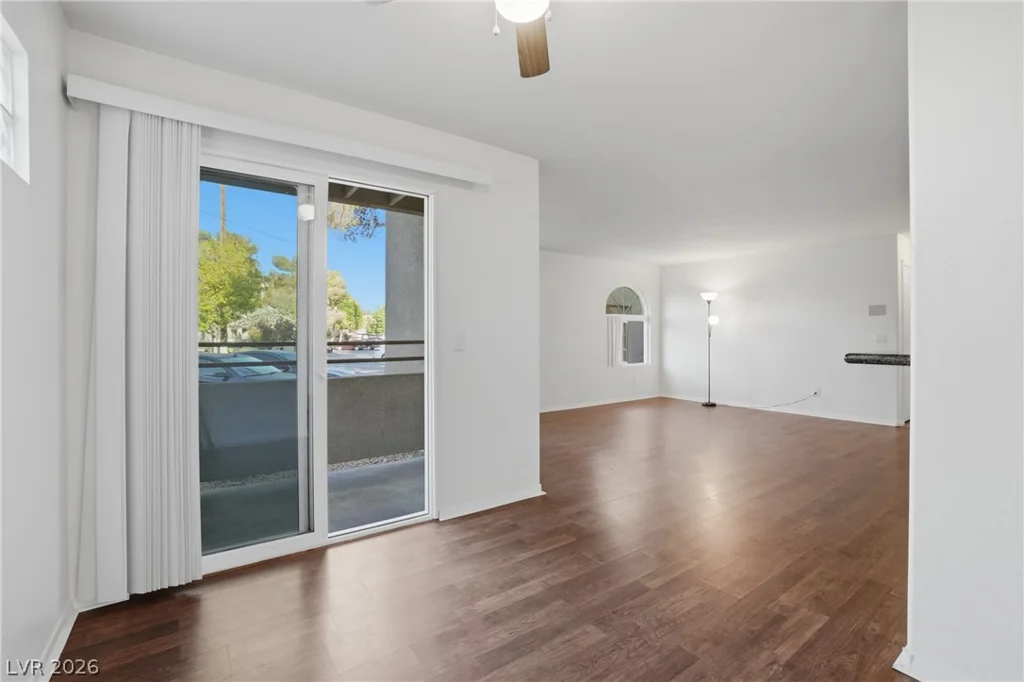 3145 Flamingo, Las Vegas, NV 89121