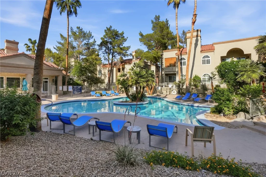 3145 Flamingo, Las Vegas, NV 89121