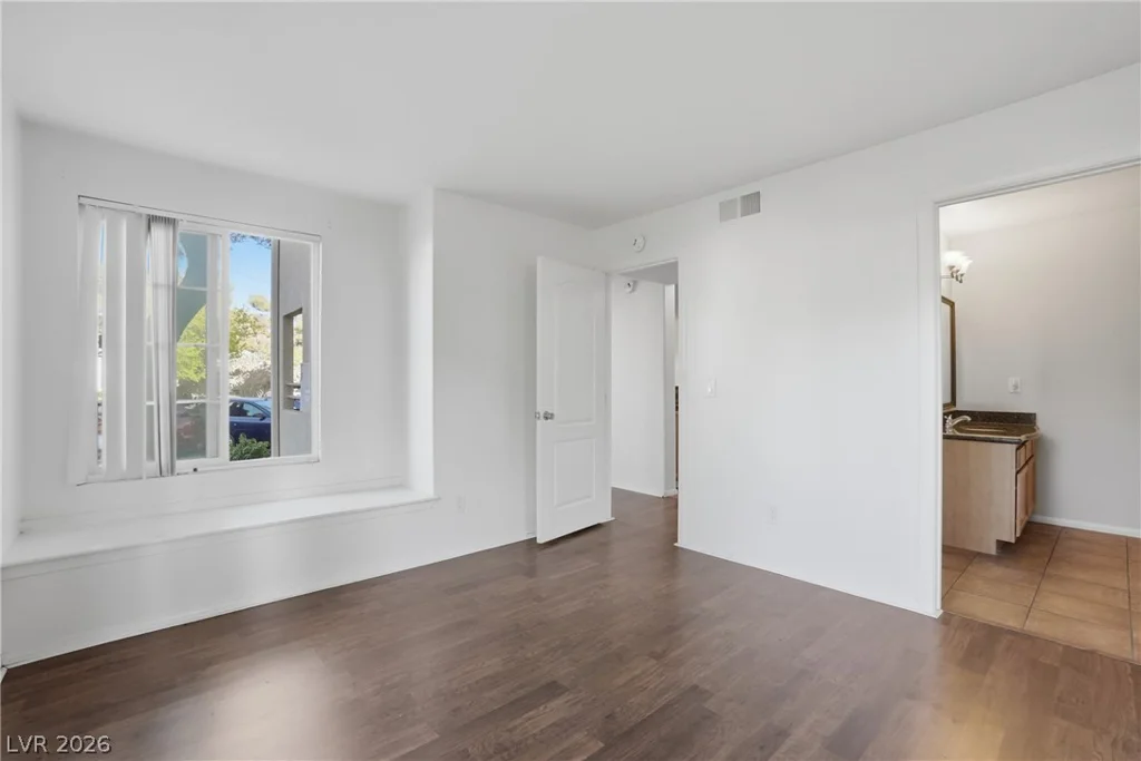 3145 Flamingo, Las Vegas, NV 89121