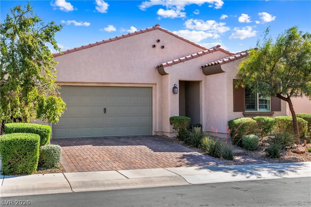 517 Sterling Falls, Henderson, NV 89011