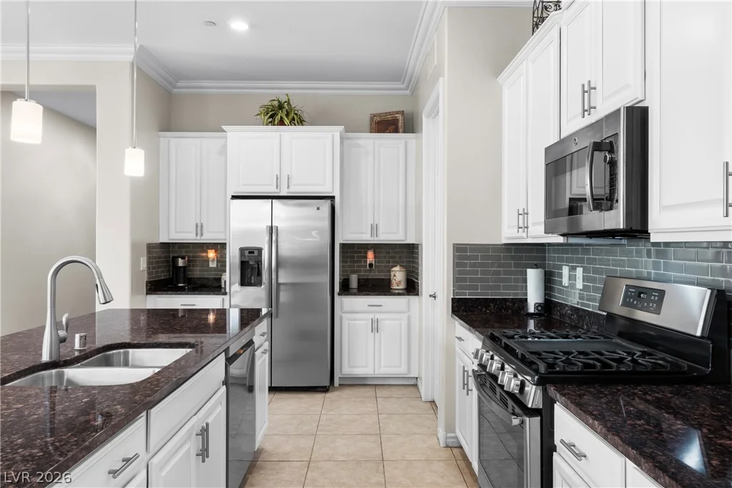 517 Sterling Falls, Henderson, NV 89011