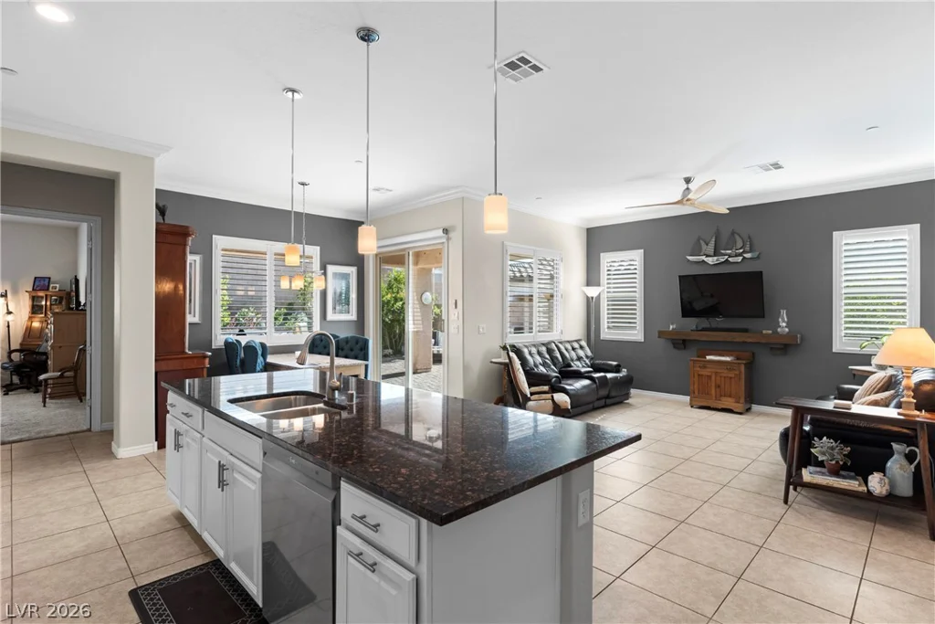 517 Sterling Falls, Henderson, NV 89011