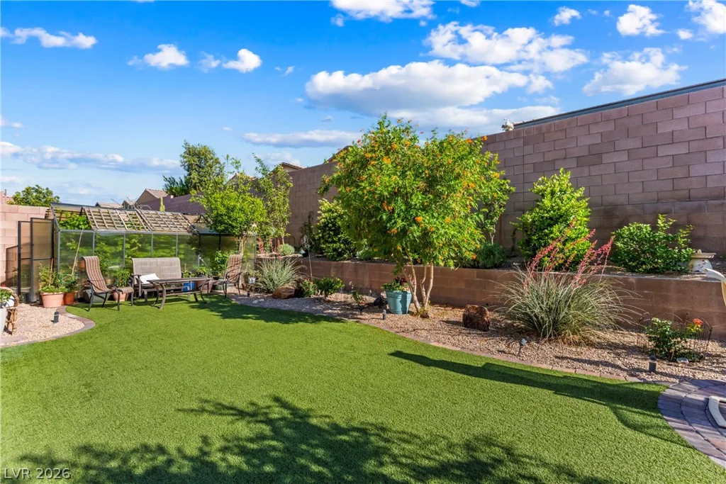 517 Sterling Falls, Henderson, NV 89011