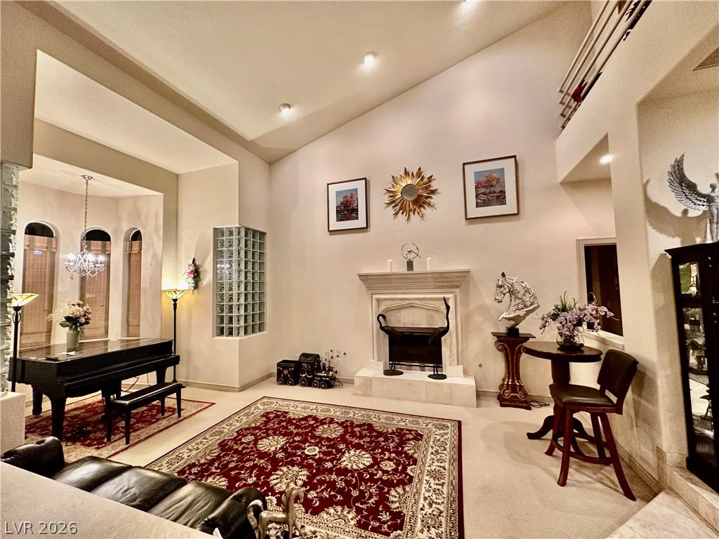 8101 Moonstone, Las Vegas, NV 89128