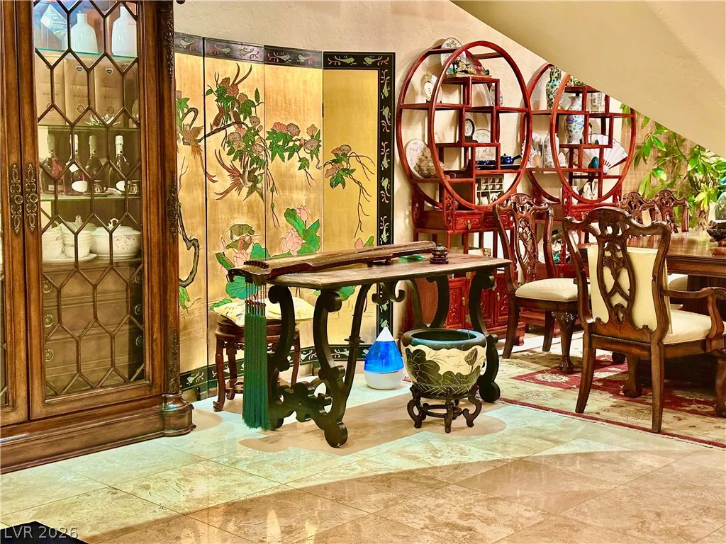 8101 Moonstone, Las Vegas, NV 89128