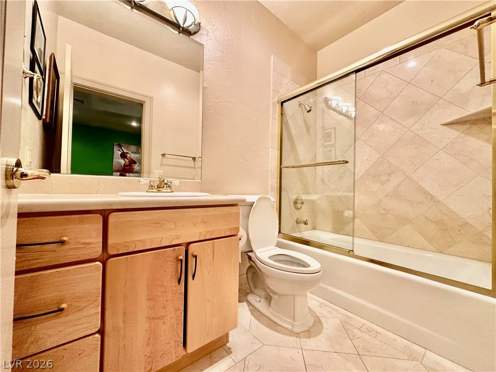 8101 Moonstone, Las Vegas, NV 89128