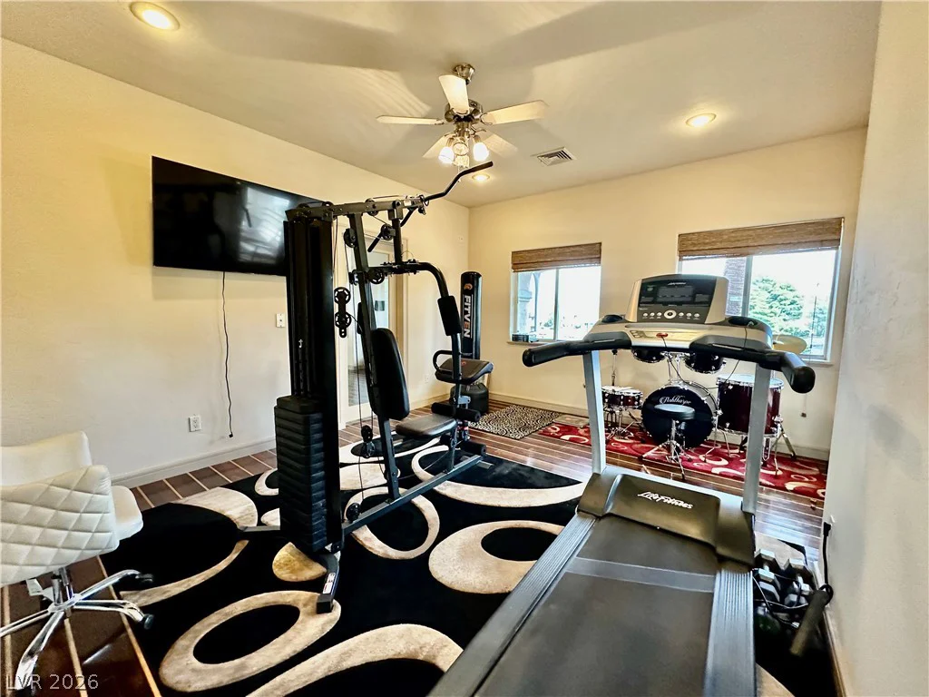 8101 Moonstone, Las Vegas, NV 89128