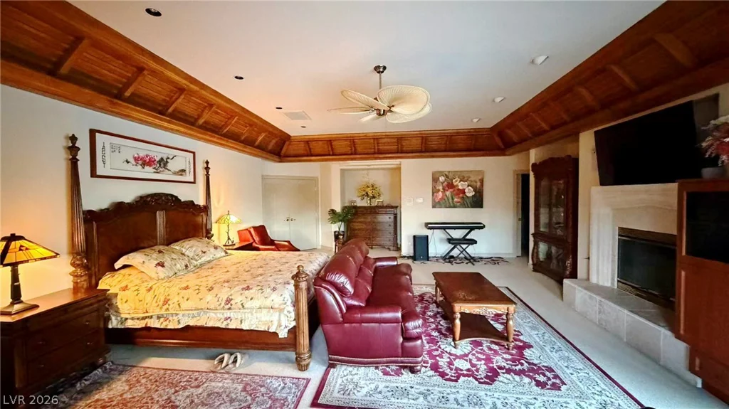 8101 Moonstone, Las Vegas, NV 89128