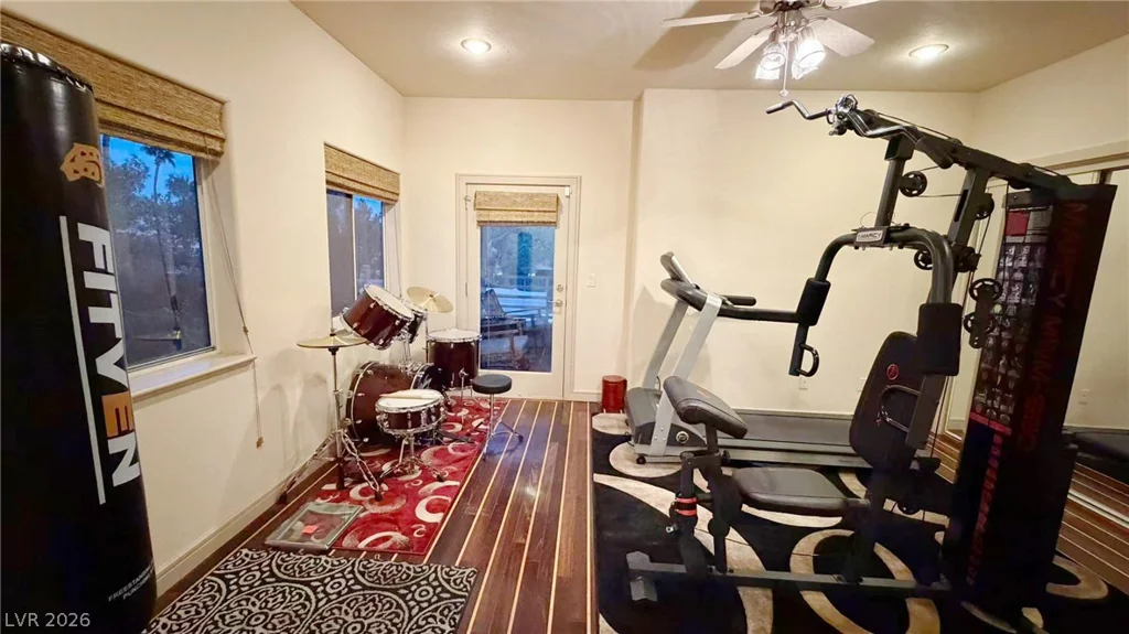 8101 Moonstone, Las Vegas, NV 89128