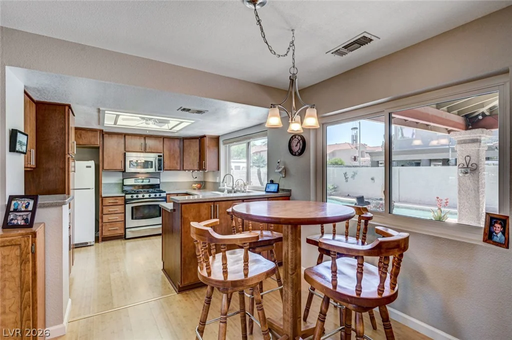 2600 Frontera, Henderson, NV 89074