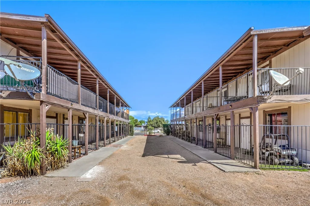 2530 Valley, Las Vegas, NV 89101