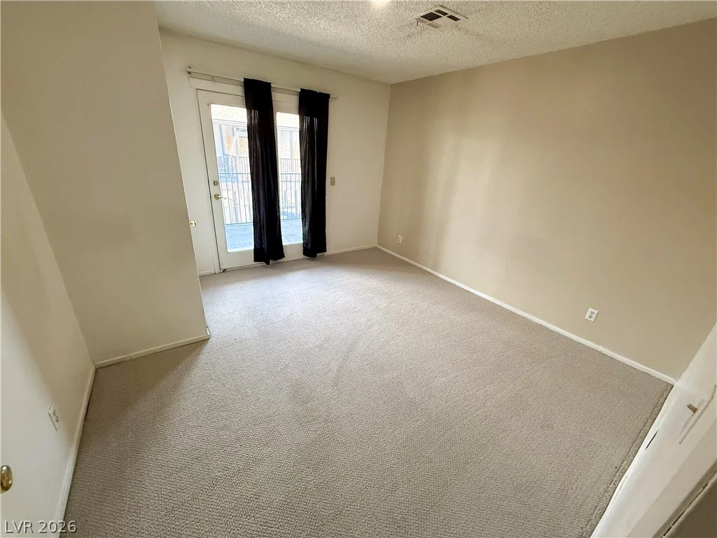 2530 Valley, Las Vegas, NV 89101
