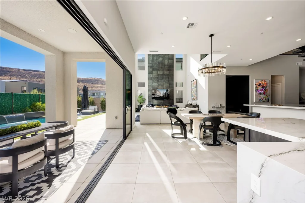 10741 Steel Ridge, Las Vegas, NV 89135