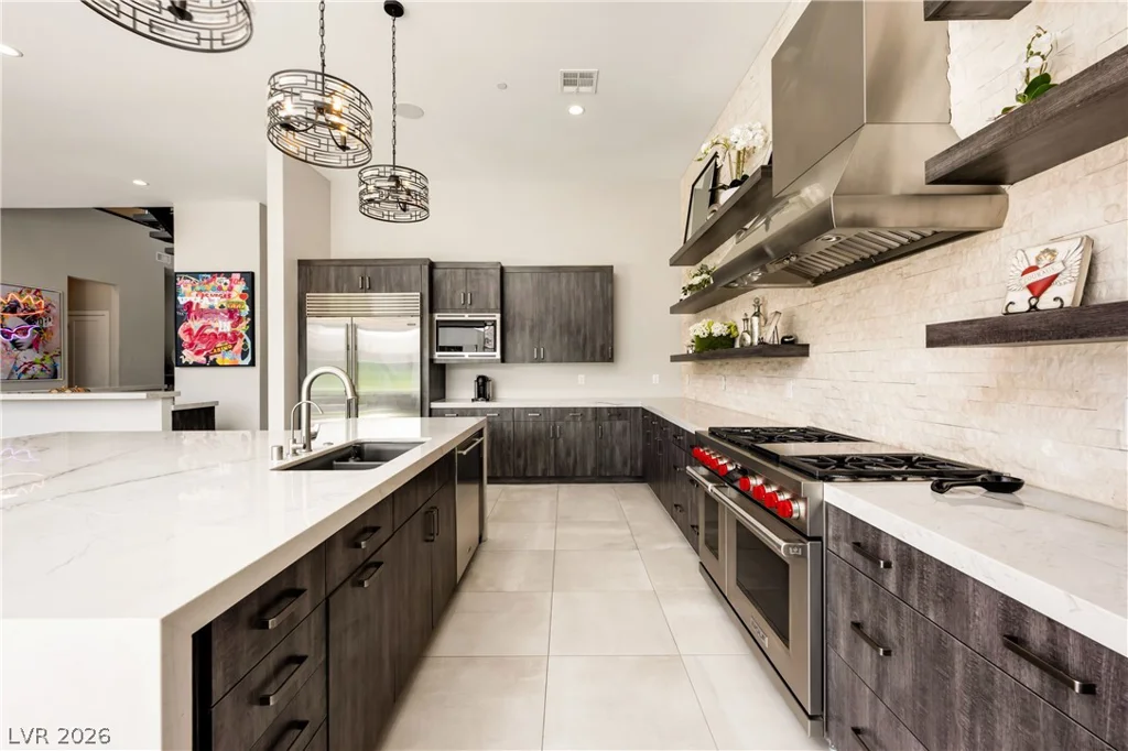 10741 Steel Ridge, Las Vegas, NV 89135