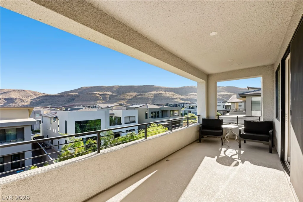 10741 Steel Ridge, Las Vegas, NV 89135