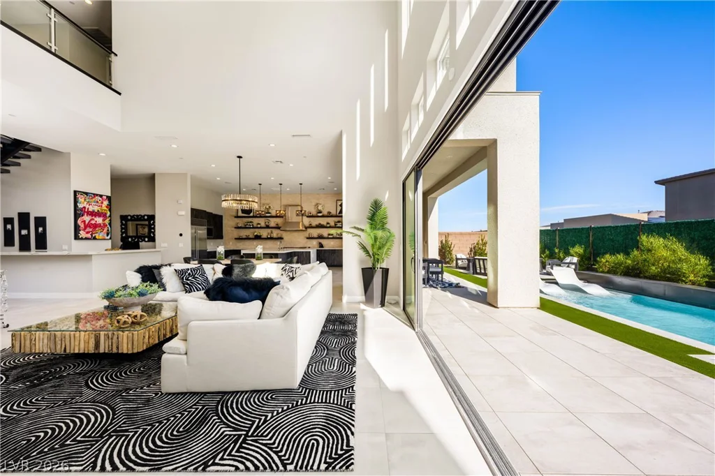 10741 Steel Ridge, Las Vegas, NV 89135