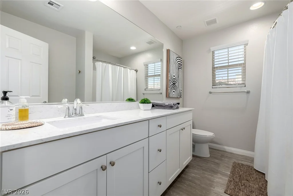 120 Alamere Falls, Las Vegas, NV 89138
