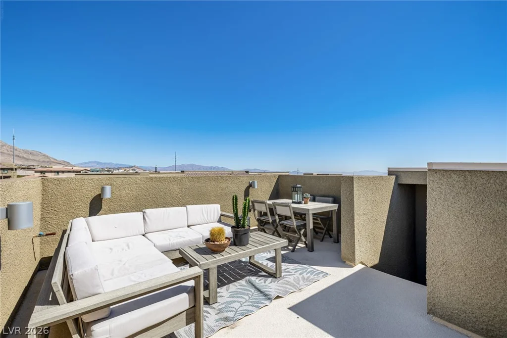 120 Alamere Falls, Las Vegas, NV 89138