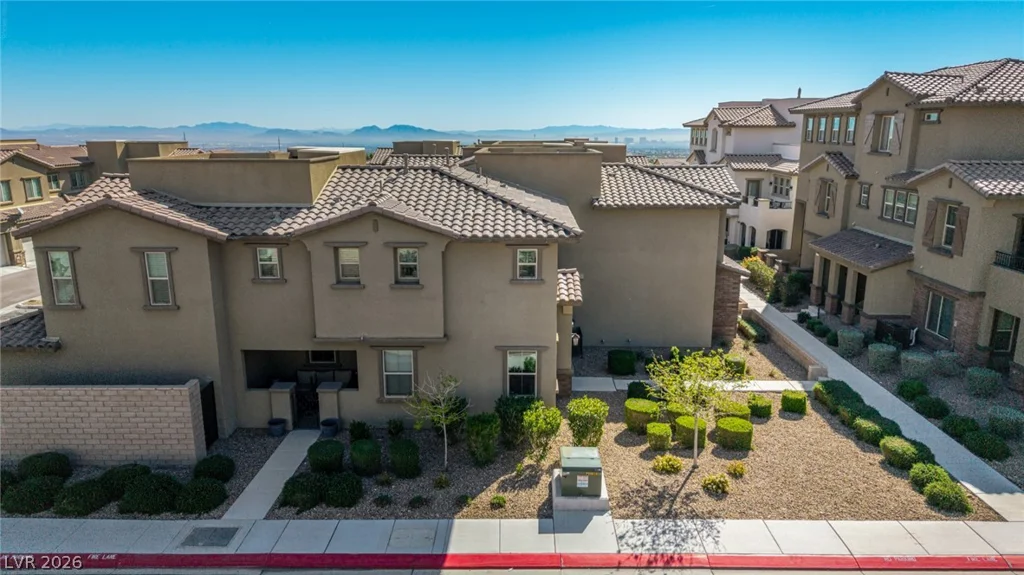 120 Alamere Falls, Las Vegas, NV 89138