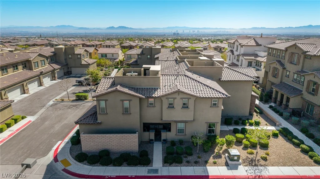 120 Alamere Falls, Las Vegas, NV 89138