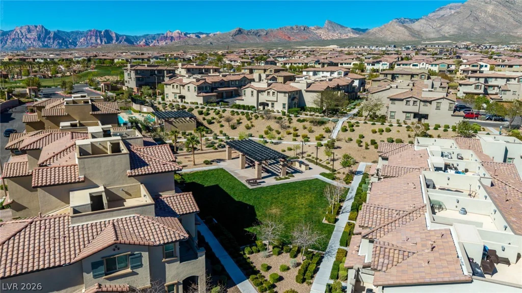 120 Alamere Falls, Las Vegas, NV 89138