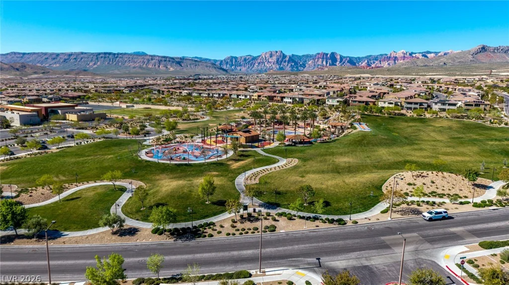 120 Alamere Falls, Las Vegas, NV 89138
